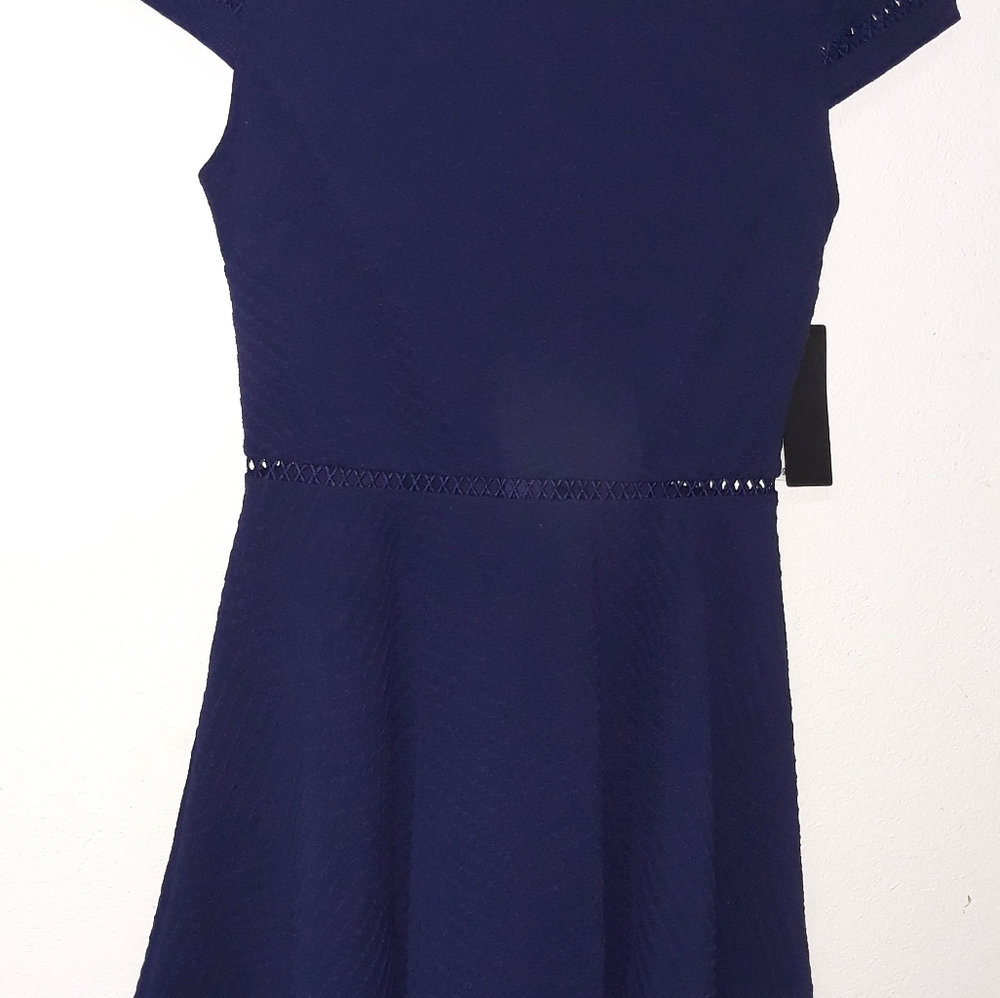 💐 Textured Fit & Flare Dress - Picture 6 of 6
